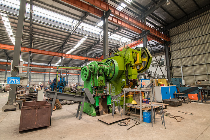 崇文网架配件-锥头加工车间